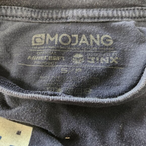 Minecraft Mojang Long Sleeve Graphic Tee | Youth Small | Steve & Mobs Moon Scene - Picture 4 of 4